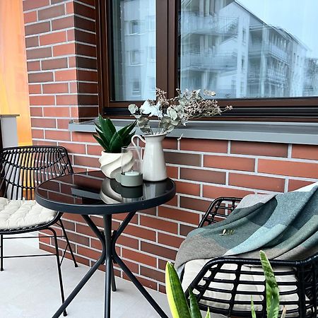 Ts Gold New Town Apartment & Free Private Parking 什切青 外观 照片