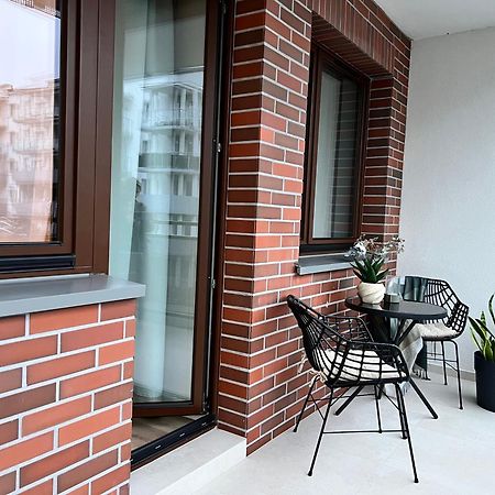 Ts Gold New Town Apartment & Free Private Parking 什切青 外观 照片