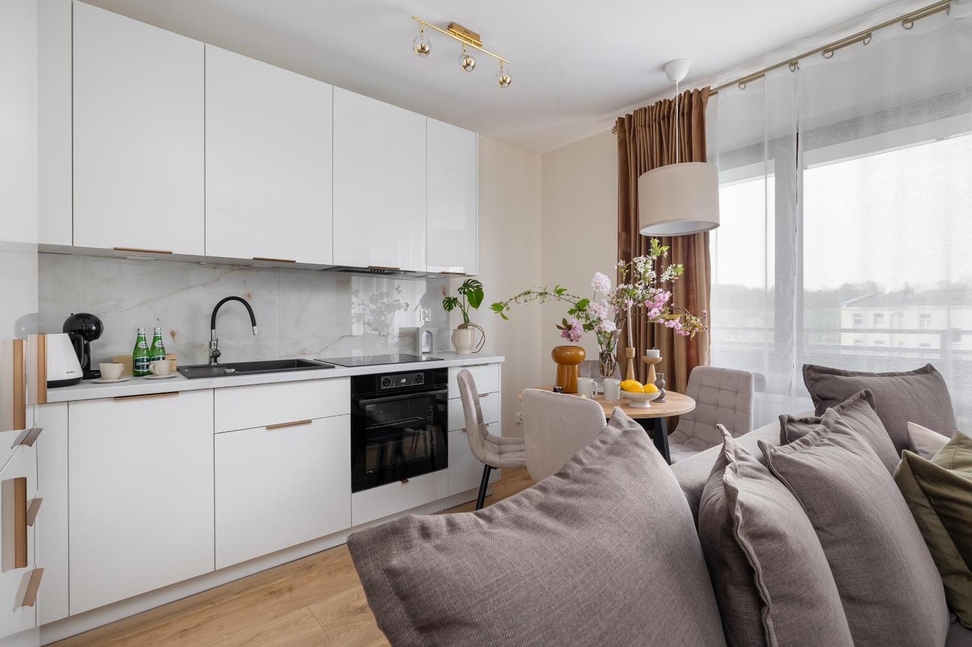 Ts Gold New Town Apartment & Free Private Parking 什切青 外观 照片