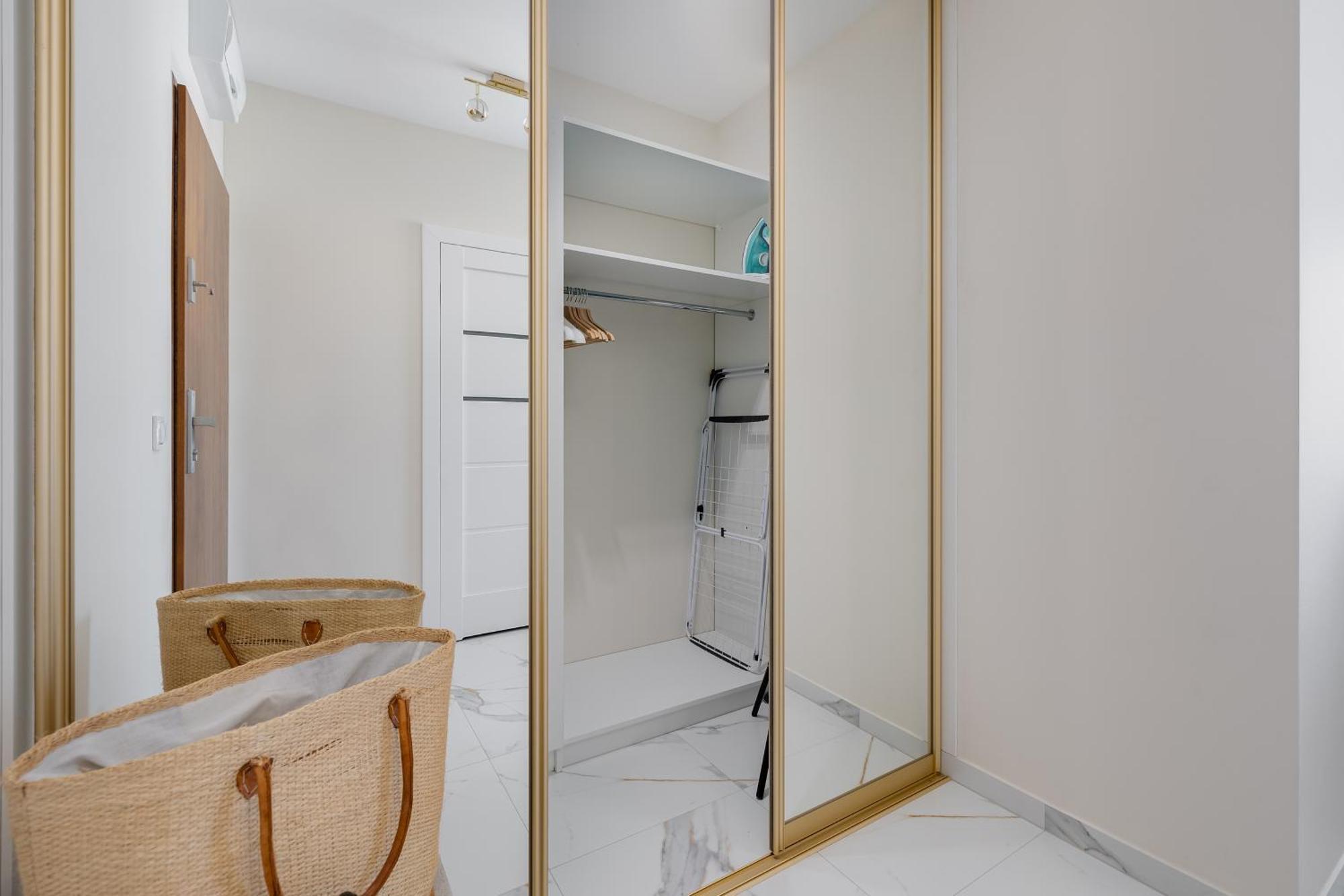 Ts Gold New Town Apartment & Free Private Parking 什切青 外观 照片